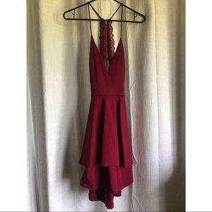 Windsor burgundy formal dress, size medium.